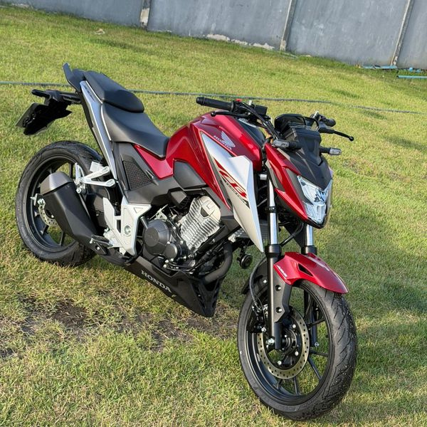 EDIÇÃO 16 - CB300F TWISTER CBS